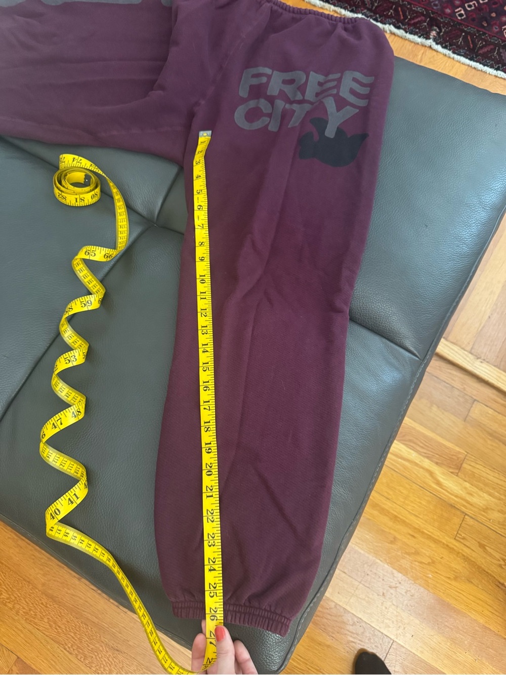 Free City Jogger Sweatpants Burgundy - Picture 8 of 9